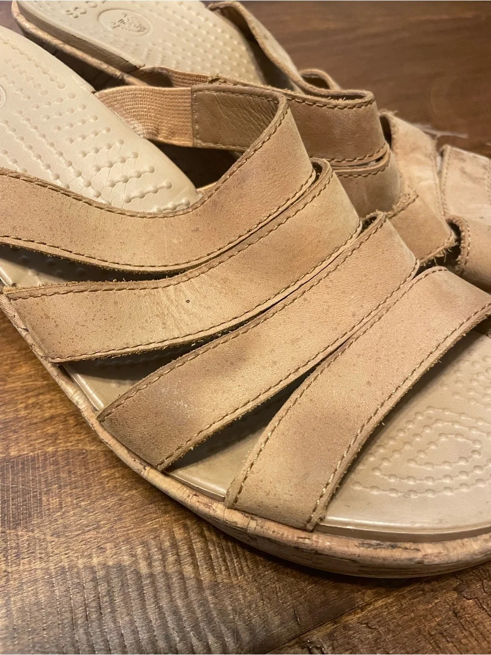 Crocs Women's A-Leigh Cork Wedge strappy Summer Sandals size 9